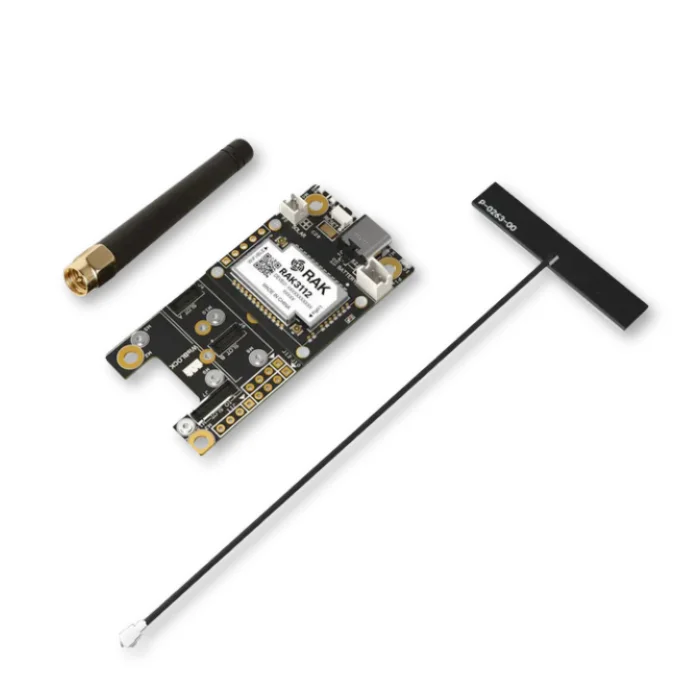 WisMesh RAK3312 Meshtastic starter kit with RAK19007 baseboard and antennas